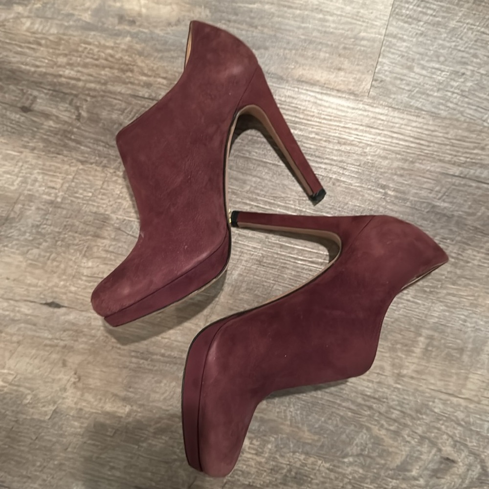 Prada Deep Burgundy Heels with Gold Accents - Picture 6 of 6